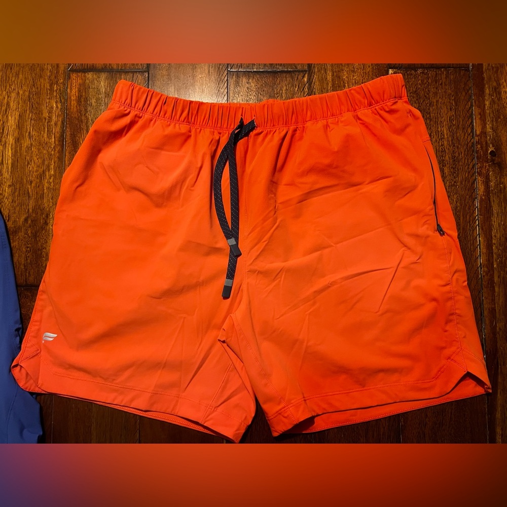 Fabletics - The One Short - XL - Not Lined - 7”